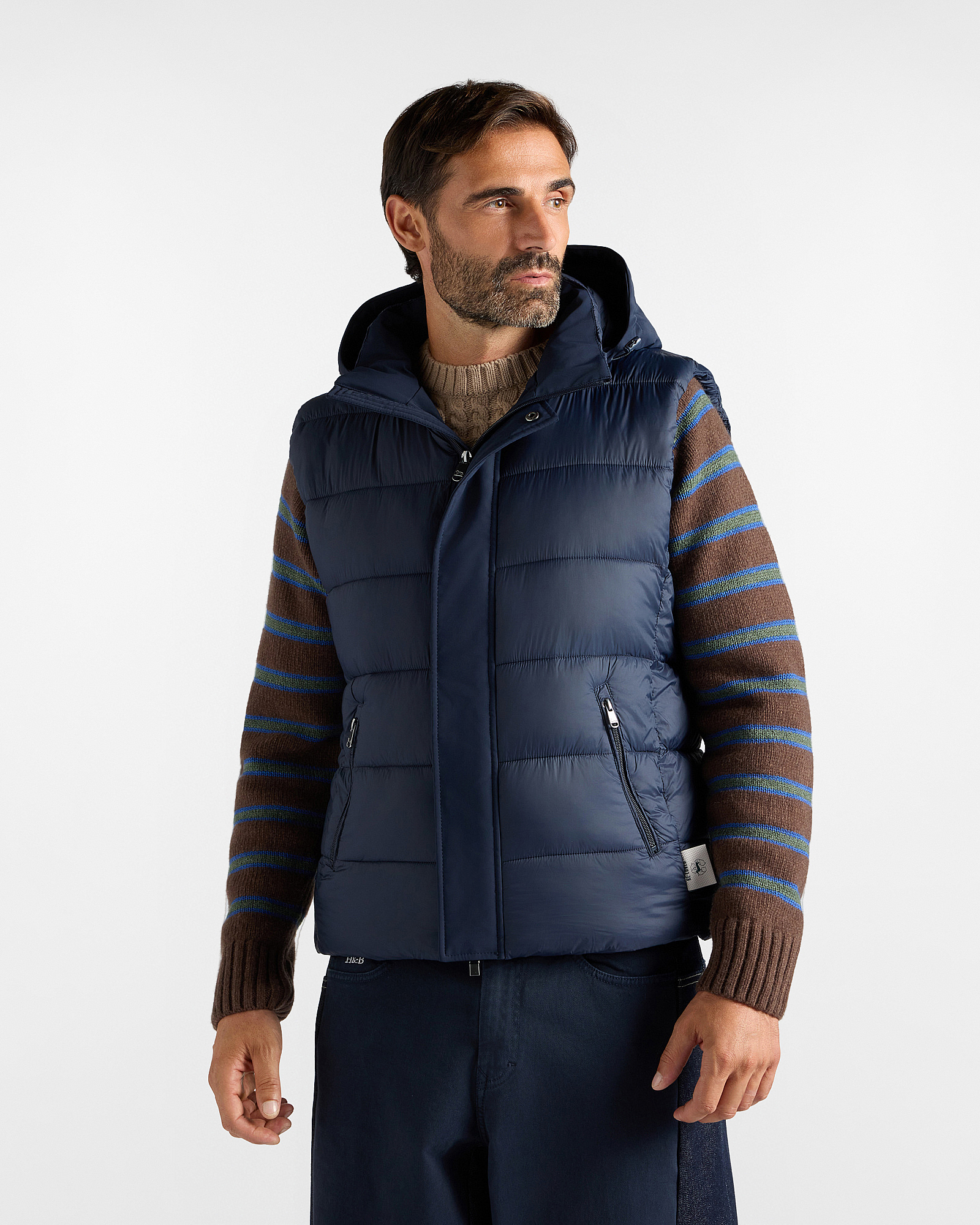 Chaleco acolchado para hombre Re-Worked de nailon t&eacute;cnico azul marino Re-Loved, fabricado en Italia