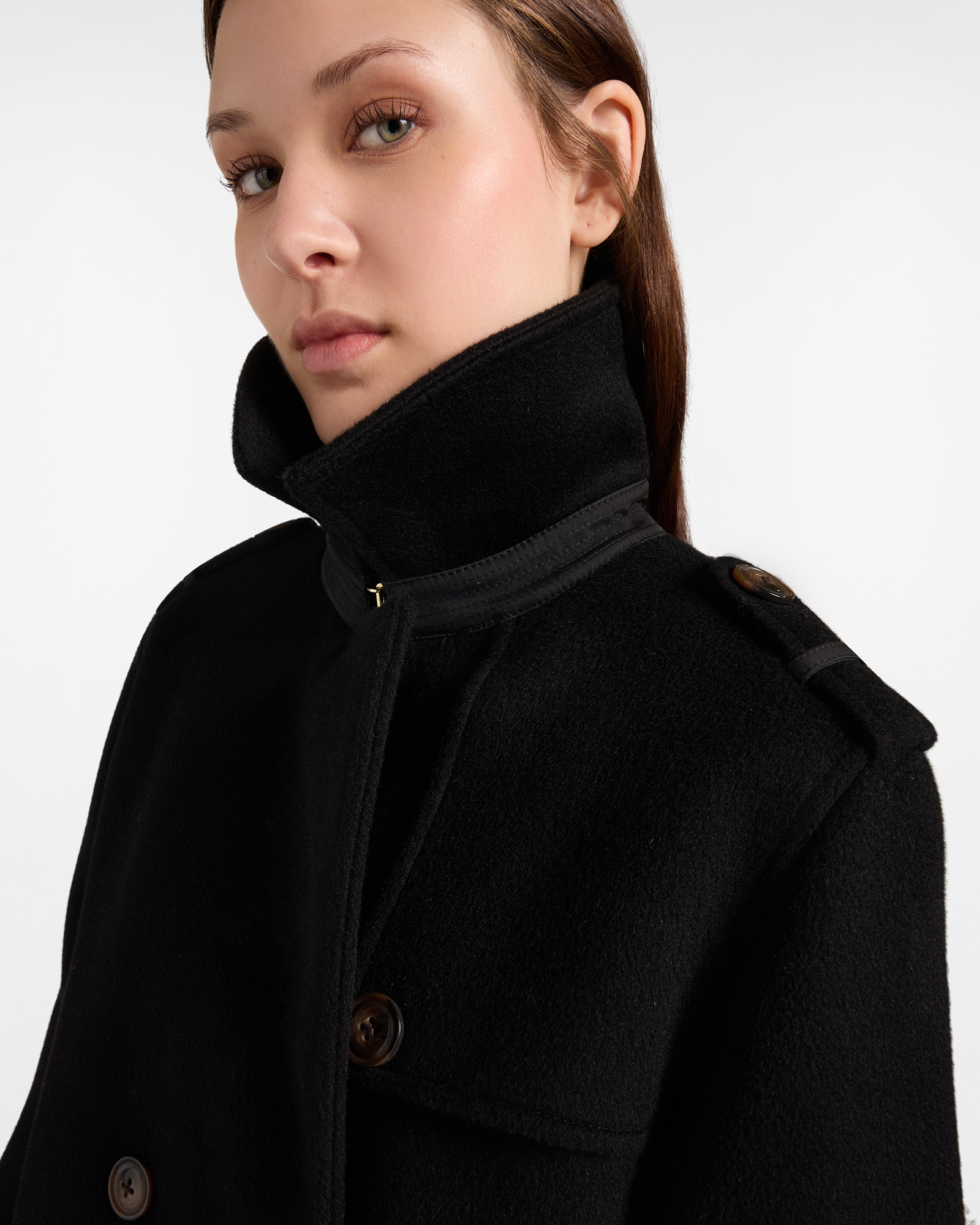 Abrigo de mujer tipo peacoat de doble botonadura en lana, NEGRO, large