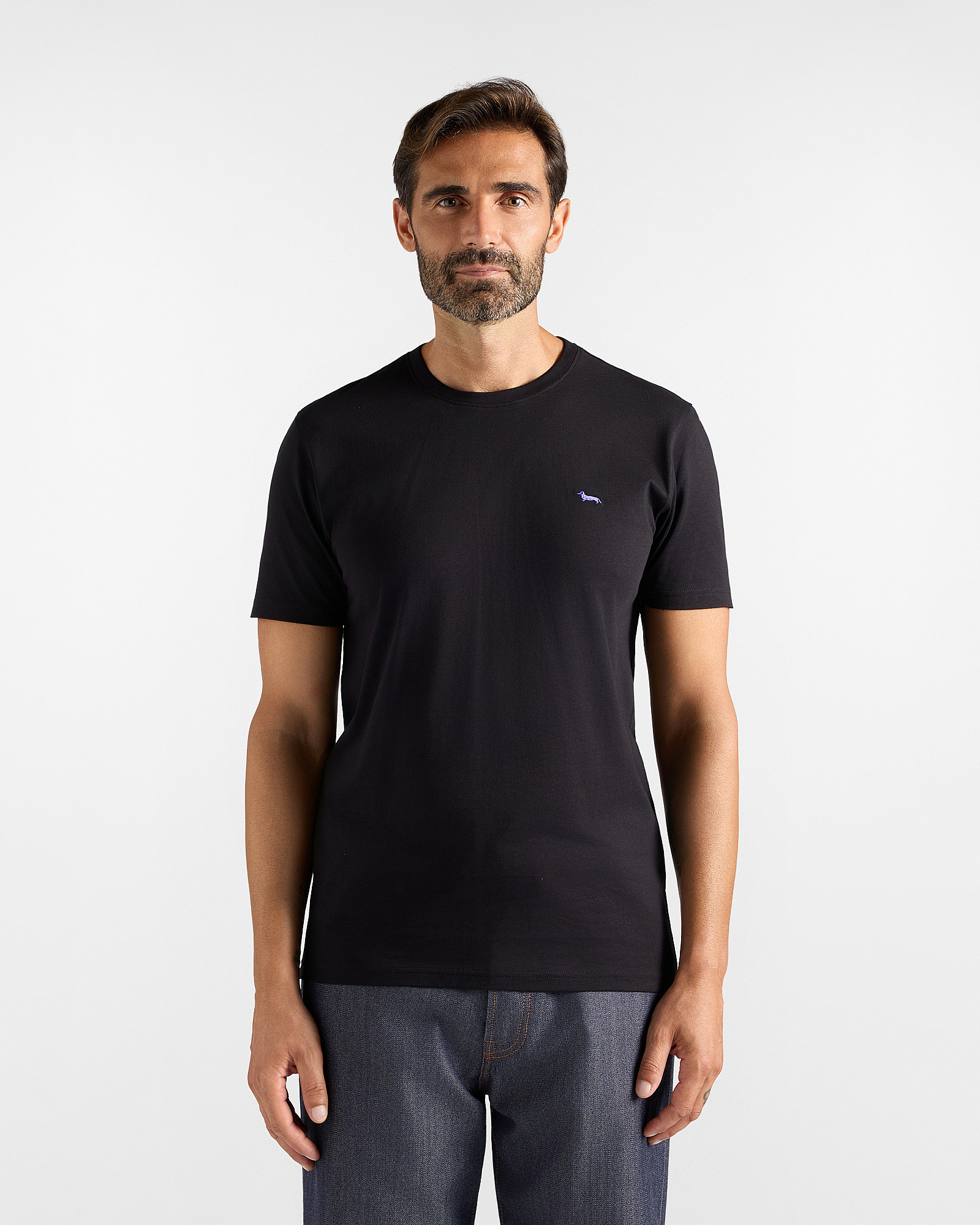 Men's narrow-fit black T-shirt in 100% pure cotton