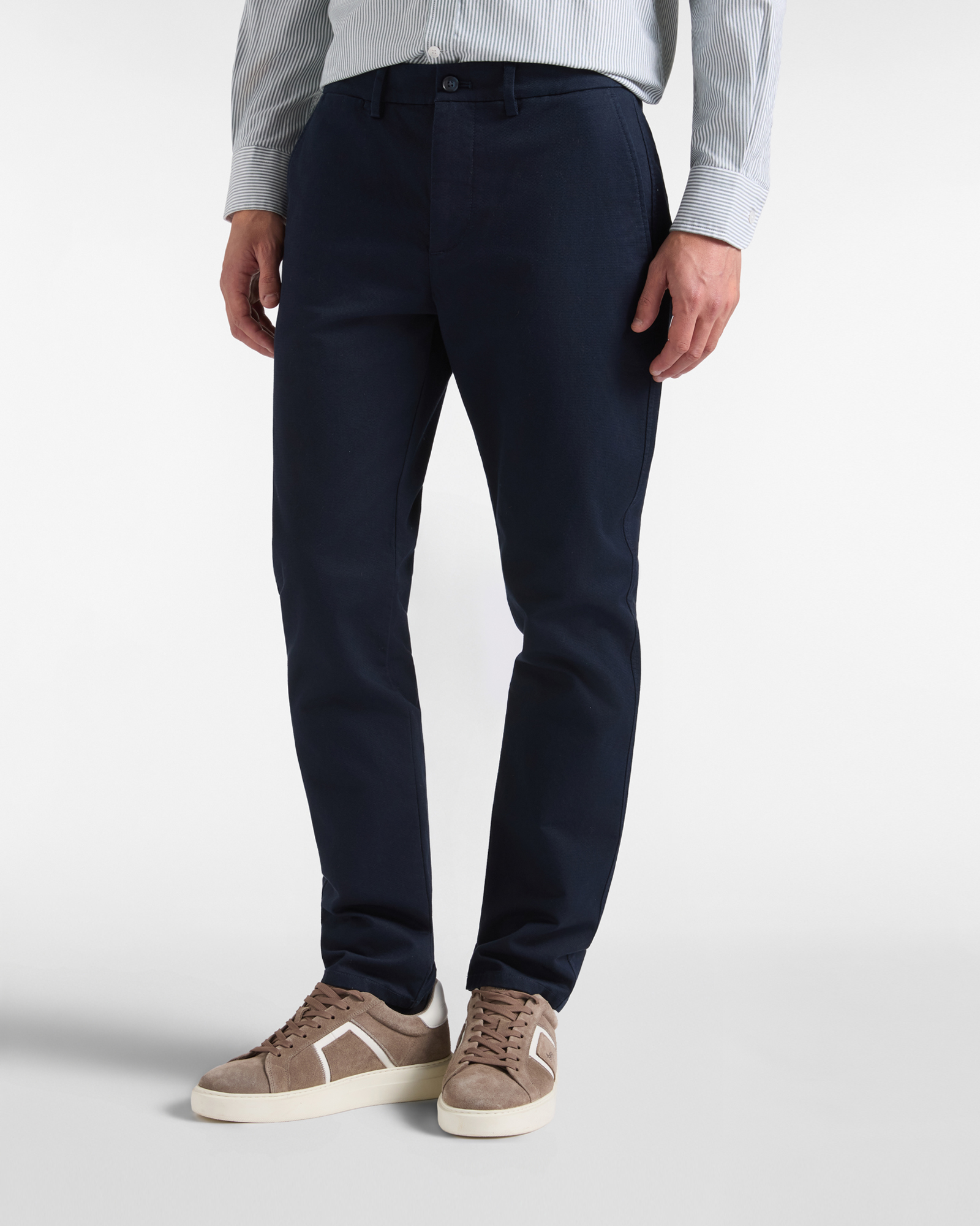 Herren-Chinohose aus Stretch-Baumwolle in Blau mit schmaler Passform