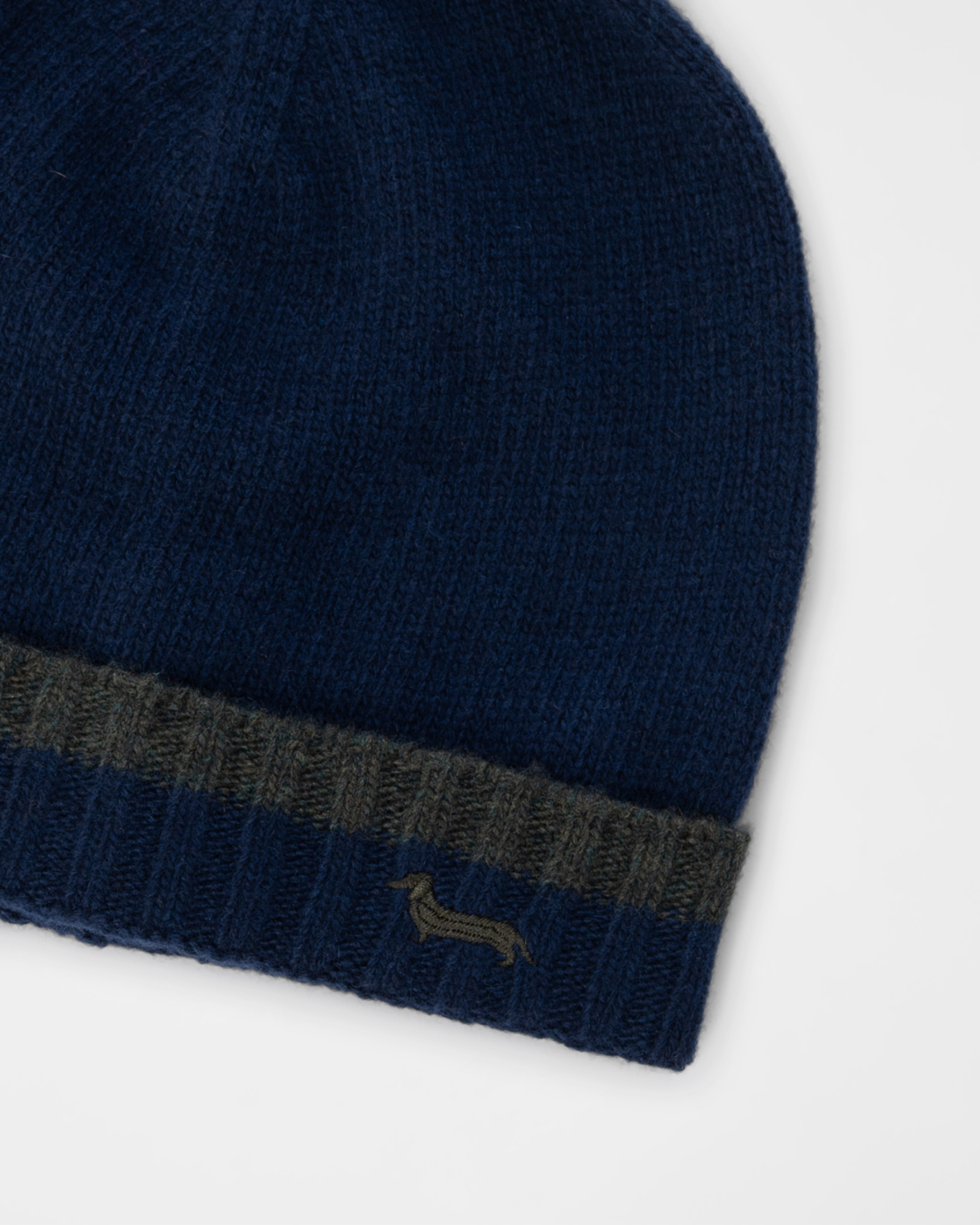 Men&rsquo;s wool and cashmere blend beanie with dachshund embroidery, LIGHT BLUE, large