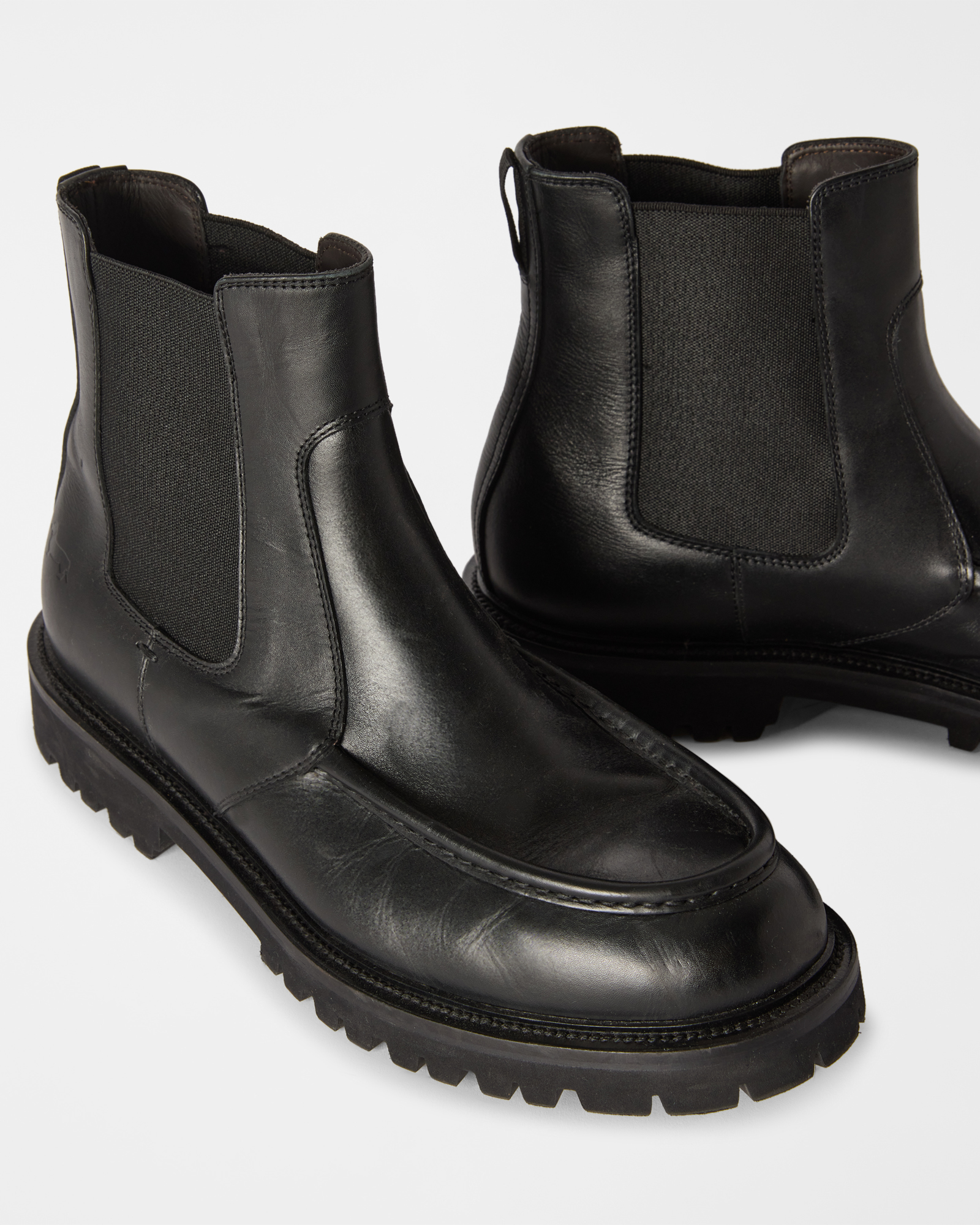 Men's Chelsea boots in genuine leather with loafer-style stitching on toe, BLACK, large
