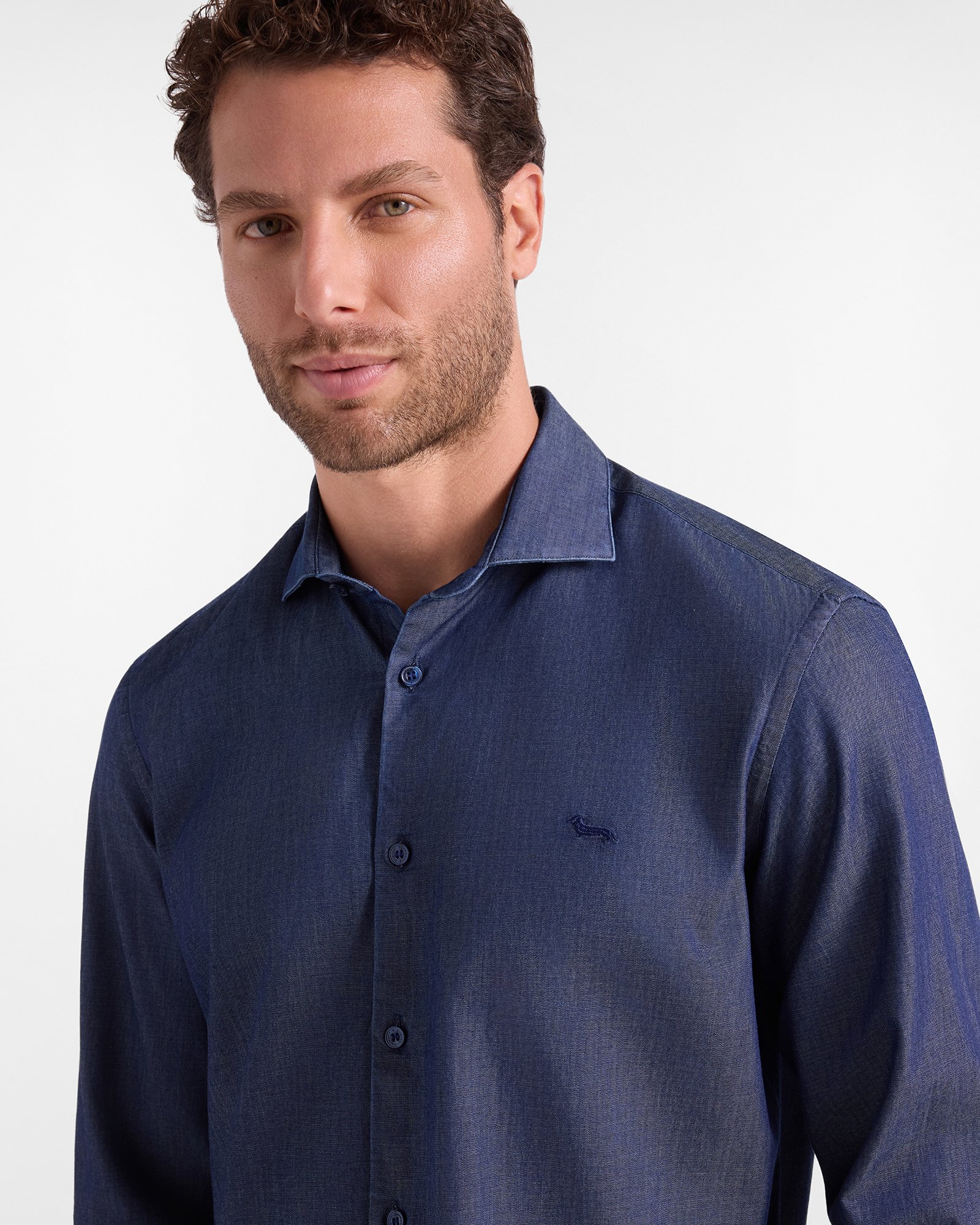 Men's narrow-fit dark  denim shirt with French collar, NAVY BLUE, large