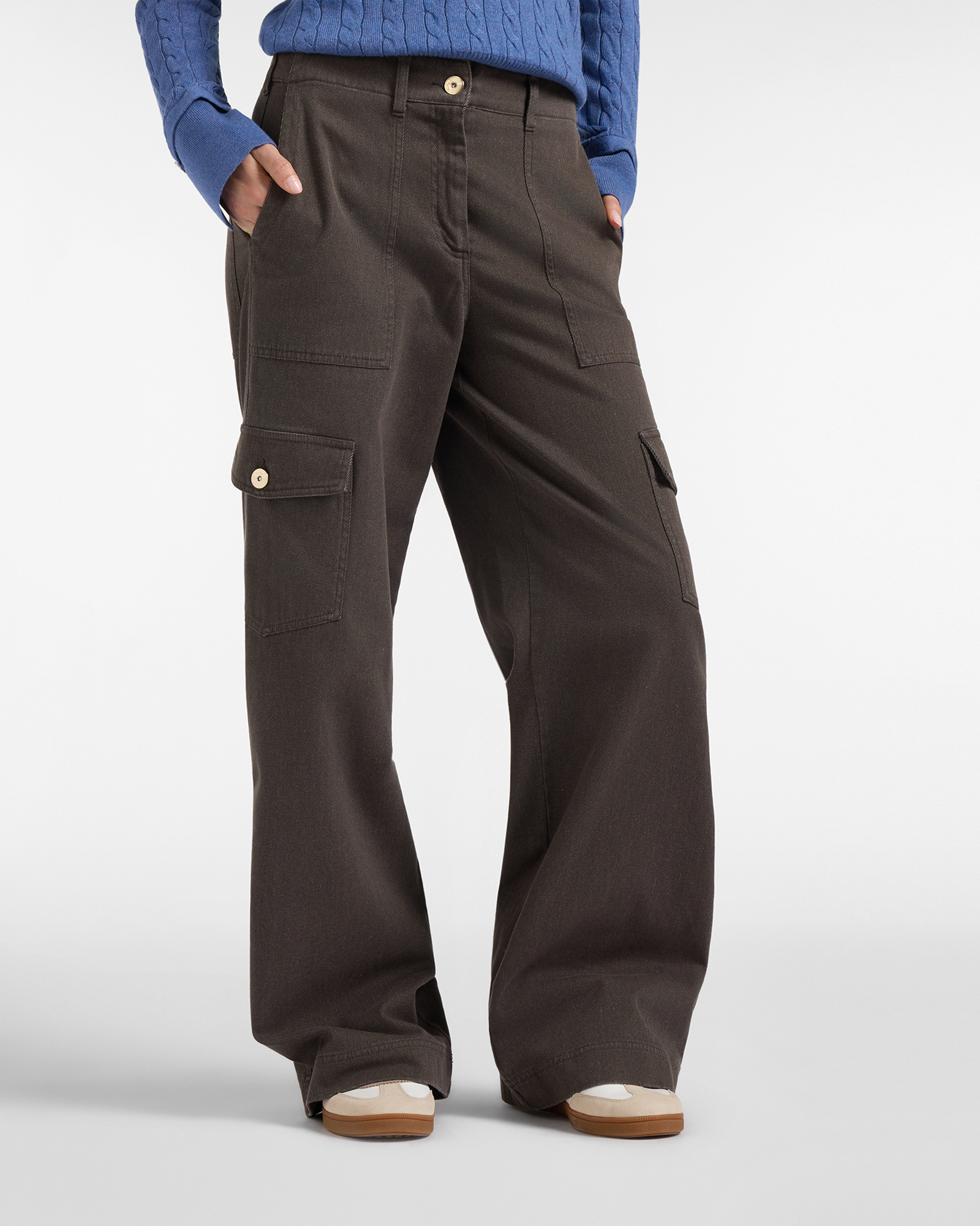 Pantal&oacute;n cargo para mujer en algod&oacute;n el&aacute;stico marr&oacute;n de talle alto