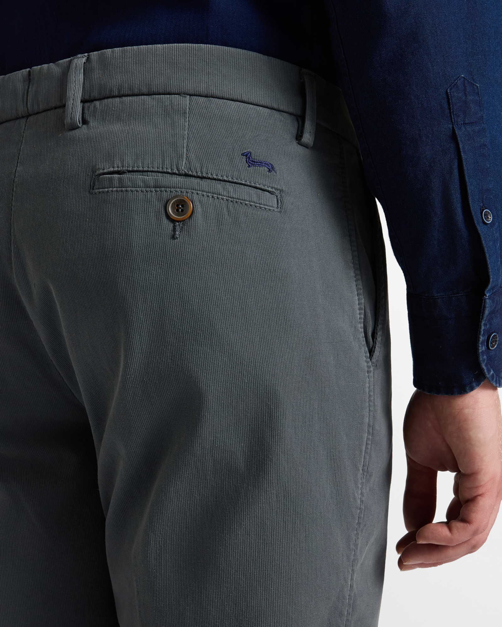 Herren-Chinohose aus Stretch-Baumwolle mit regul&auml;rer Passform, GRAU, large