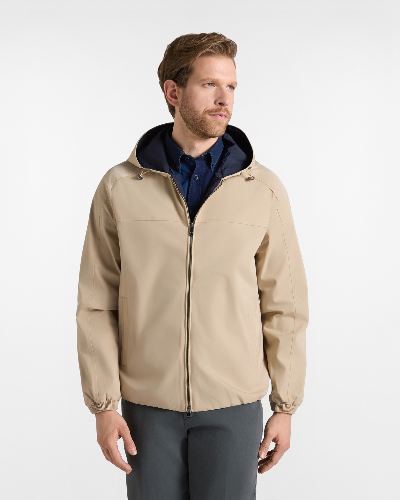 Giubbino da uomo in nylon beige con doppia chiusura